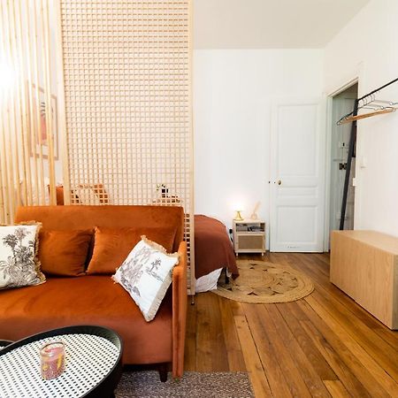 Cosy et comfort studio équipé à Clichy 5 min Métro Esterno foto