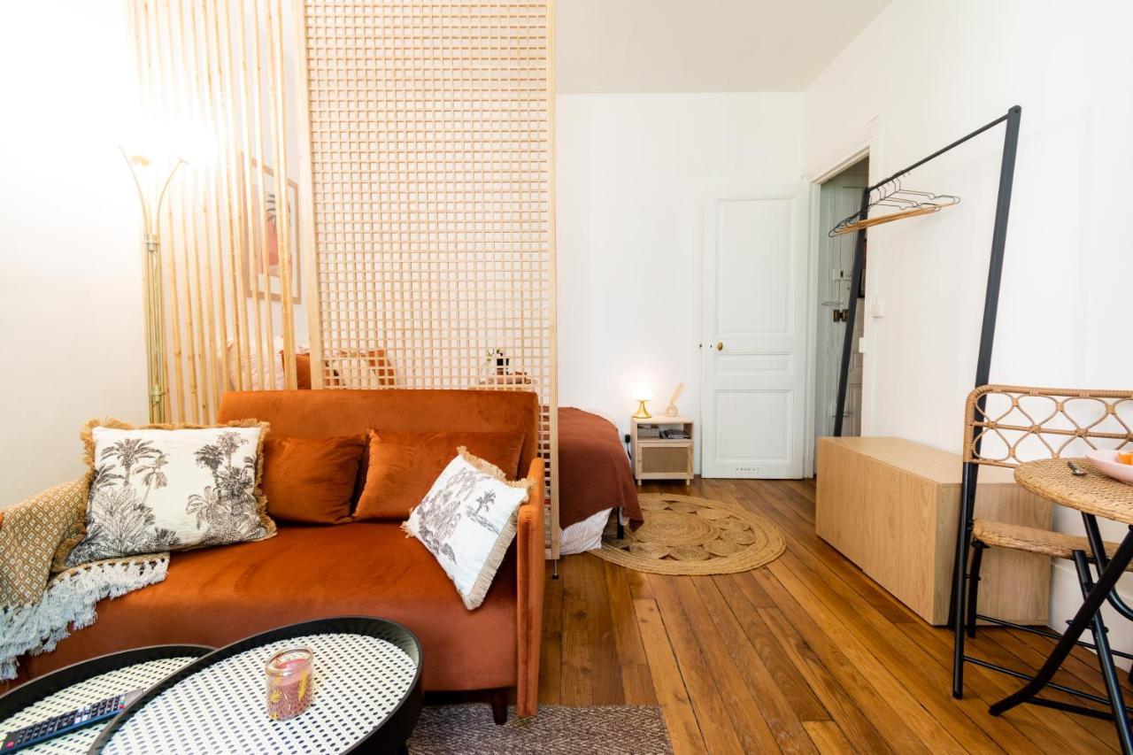 Cosy et comfort studio équipé à Clichy 5 min Métro Esterno foto